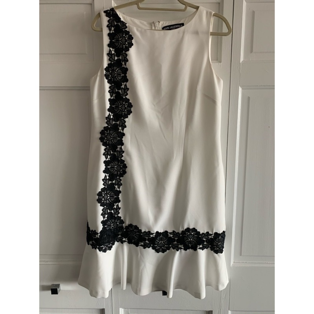 Karl Lagerfeld White Minidress w floral appliqué